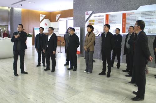 杭州高新区（滨江）党工委、区委书记詹敏一行调研盈创动力